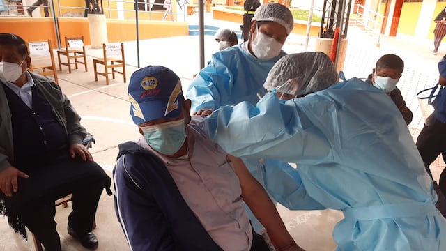 COVID-19: más de dos millones 219 mil peruanos fueron vacunados contra el coronavirus