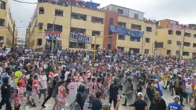 Mundialito de El Porvenir: aficionados se pelearon, Policía intervino y equipos fueron descalificados | VIDEO