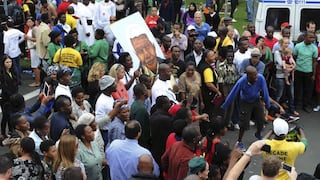 Nelson Mandela: miles de sudafricanos se despiden de su líder en su casa de Johannesburgo [FOTOS] 