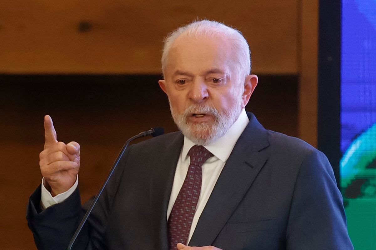 El presidente de Brasil, Luiz Inácio Lula da Silva, habla durante el Foro Empresarial México-Brasil, en Ciudad de México, el 30 de septiembre de 2024. (Foto de Bienvenido Velasco / EFE)