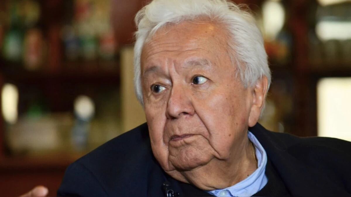 El periodista Humberto Aguirre Guajardo falleció a los 93 años, dejando un legado en la radio y en las futuras generaciones de periodistas. (Foto: Difusión)