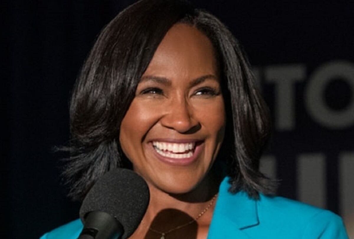 ¿Qué pasó con la vicegobernadora Antoinette Dunkerson (Terri J. Vaughn) al final de la comedia política "She the People"? (Foto: Netflix)