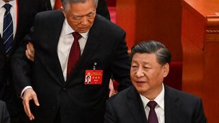 Xi Jinping cimenta su poder en un Congreso del PCCh marcado por la humillación pública al expresidente Hu Jintao
