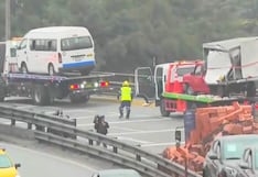 Triple choque en Vía de Evitamiento deja dos heridos y tráfico vehicular por más de una hora