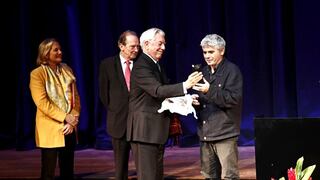 Juan Bonilla ganó la Bienal de Novela Mario Vargas Llosa
