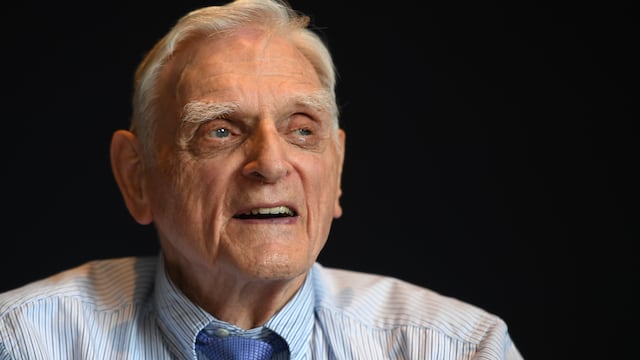 A los 97 años, John Goodenough se convirtió en la persona de más edad en recibir un Premio Nobel