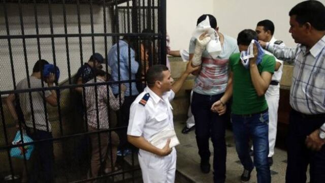 Detienen a 33 egipcios por mantener relaciones homosexuales