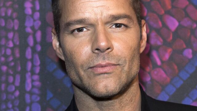 Hermana de Ricky Martin desmiente acusaciones de su hijo contra el cantante