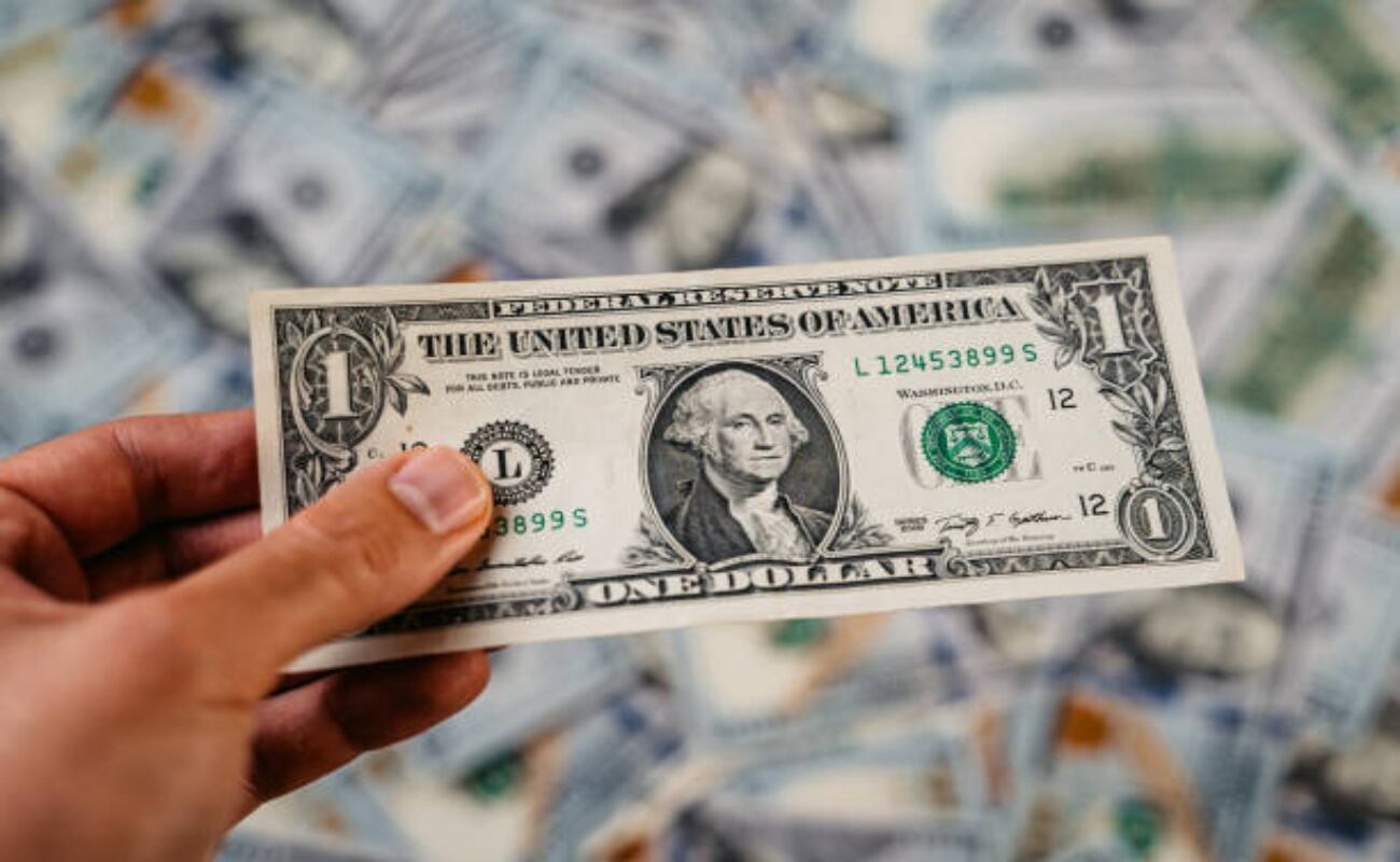 Un billete de un dólar. (Foto: iStock)