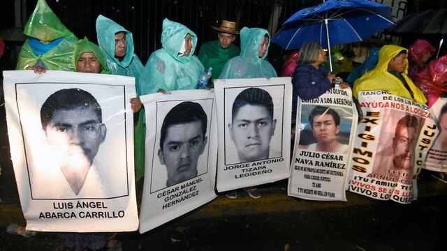 Exgobernador mexicano de Guerrero niega participación en caso Ayotzinapa