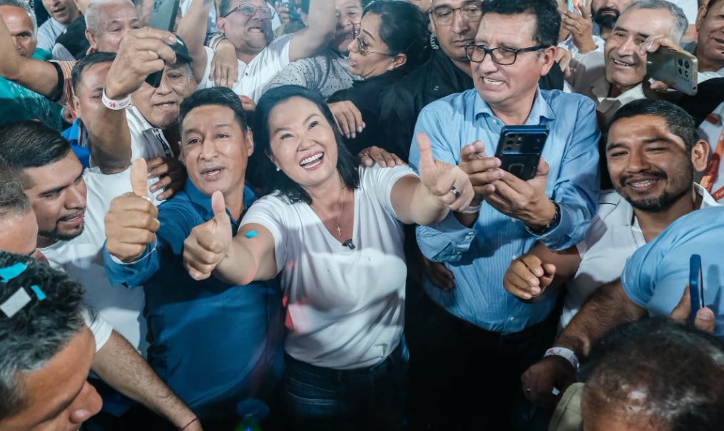 Keiko Fujimori expresa confianza en su triunfo mientras conteo de actas está cerca del 100%