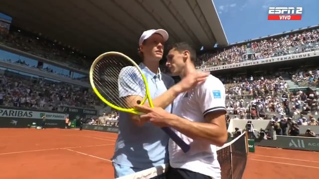 ¡Remontada épica! Juan Manuel Cerúndolo venció 3-2 a Jannik Sinner y lo eliminó de Roland Garros 2026
