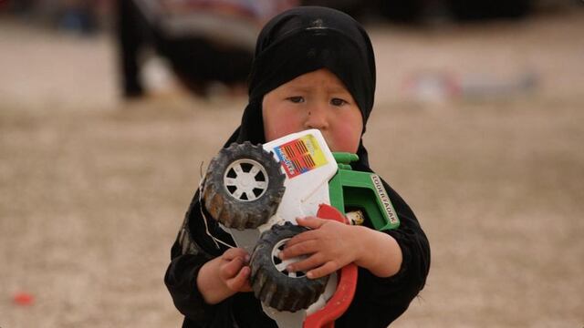 Las mujeres y niños del Estado Islámico que nadie quiere