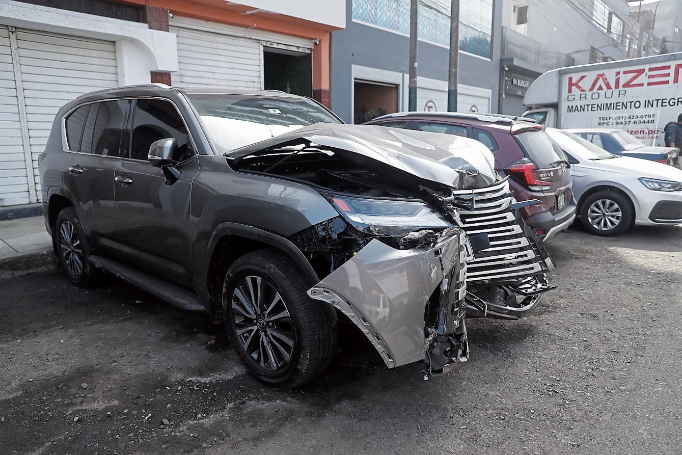 Así quedó el carro de Miguel Ángel Requejo Astochado