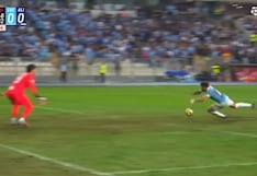 ¡Para qué te traje! Vizeu se pierde el primero de Cristal tras resbalarse frente al arco | VIDEO