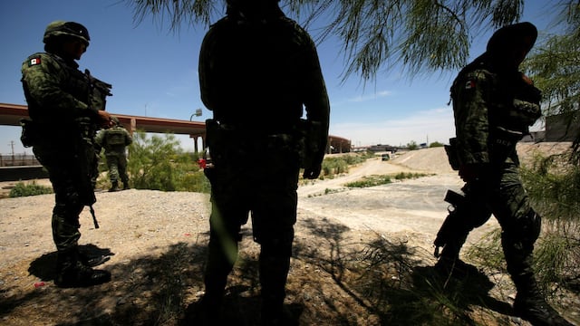EE.UU.: hallan muertos a 3 niños y una mujer cerca de la frontera con México