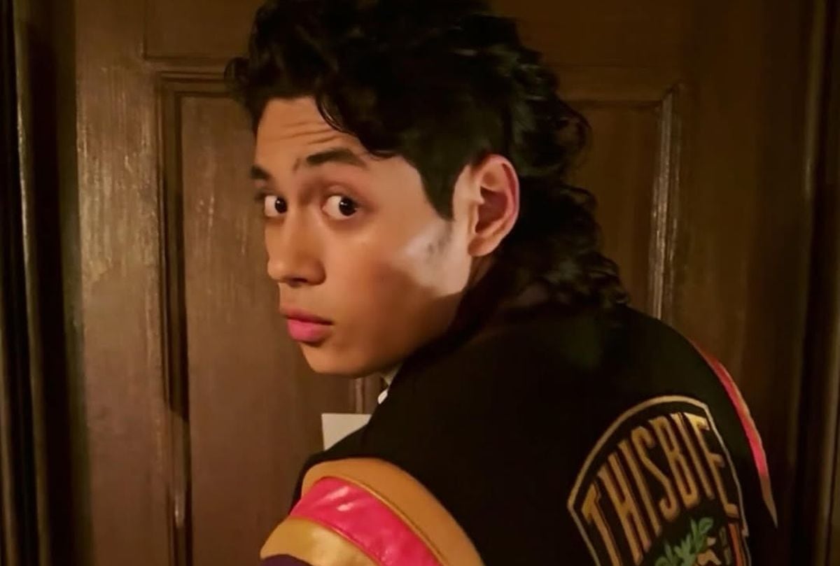 Noah B. Taylor como Bruno en la temporada 2 de "Wednesday" (Foto: Netflix)