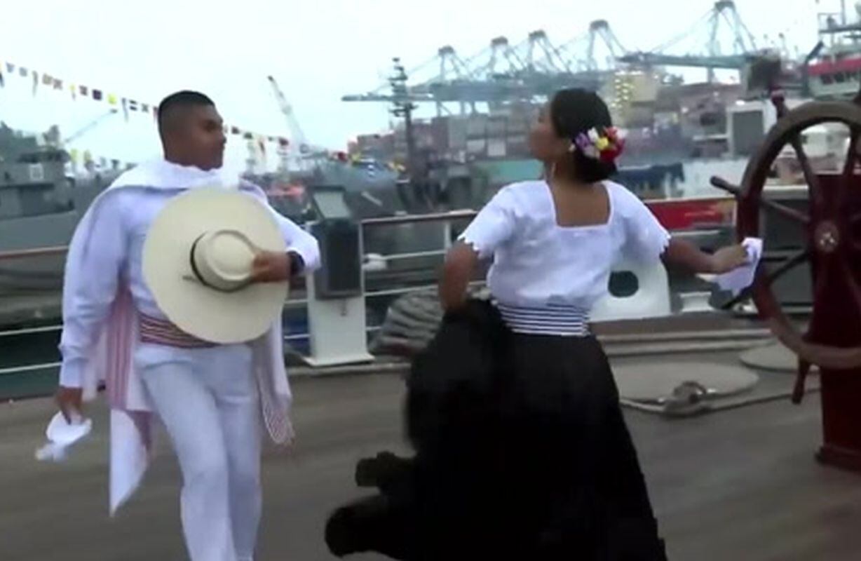 El BAP unión Por sus características y dimensiones, ha sido catalogado como el buque escuela más grande del continente americano y el mayor del mundo, después del STS Sedov. Foto: América Noticias