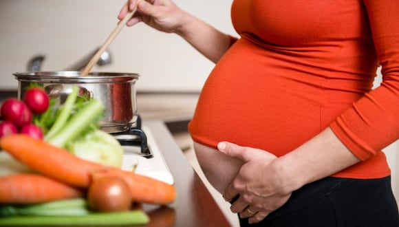 Qué alimentos perjudican al bebé durante el embarazo | Esta es la sugerencia de EsSalud