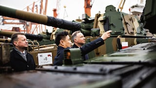 Los nuevos dueños de las armas: ¿cuáles son los países que emergen como alternativa a EE.UU. y Rusia?