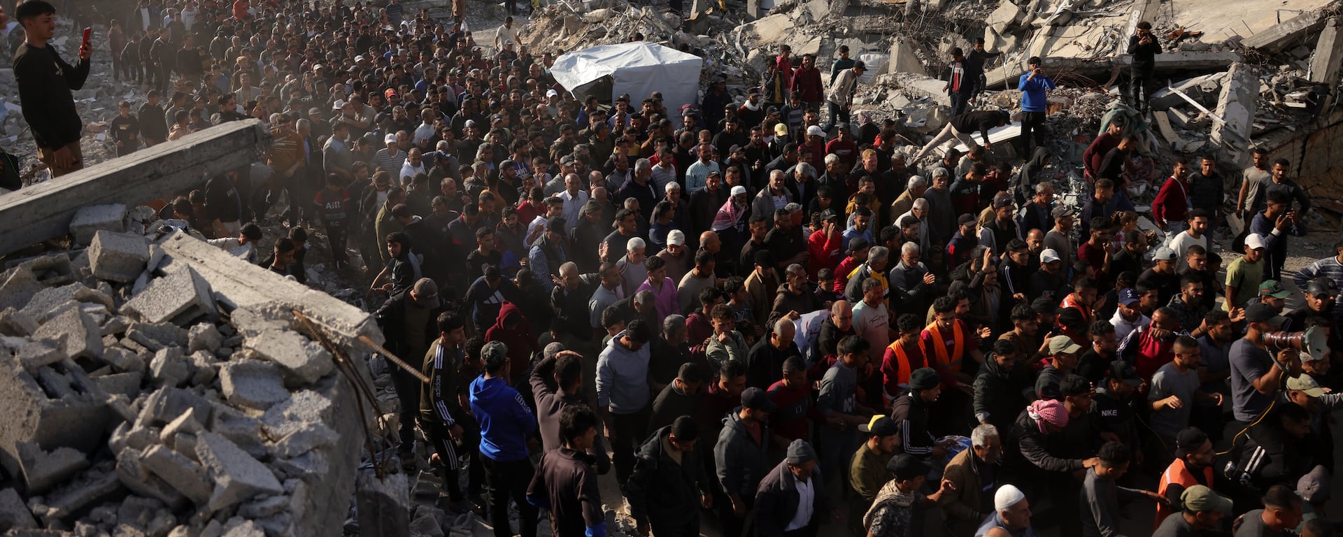 “El pueblo quiere la caída de Hamás”: ¿Por qué hay inusuales protestas en Gaza y hasta dónde pueden llegar?