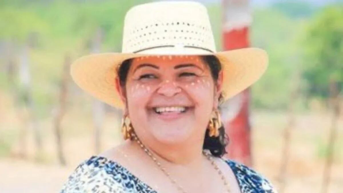 Martha Laura Mendoza Mendoza, alcaldesa del municipio de Tepalcatepec, ubicado en la región de Tierra Caliente, en el occidental estado mexicano de Michoacán, asesinada junto a su esposo Ulises Sánchez Ochoa. (Foto de redes sociales)