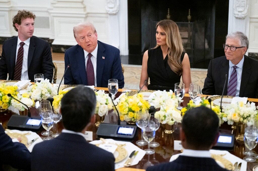 Donald Trump realizó una cena de honor a empresarios tecnológicos. (Foto: AFP)