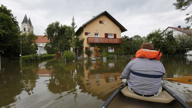 FOTOS: inundaciones se extienden hasta el norte de Alemania y siguen causando destrozos