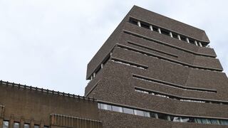 Adolescente arroja a un niño de 6 años desde el décimo piso delmuseo Tate Modern