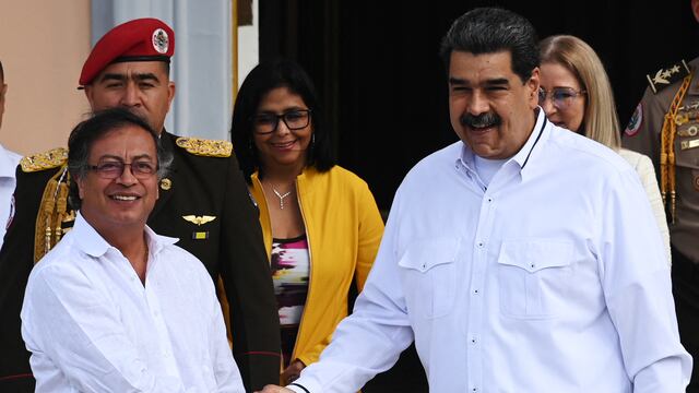 Nicolás Maduro recibe a Gustavo Petro en su segunda visita a Caracas