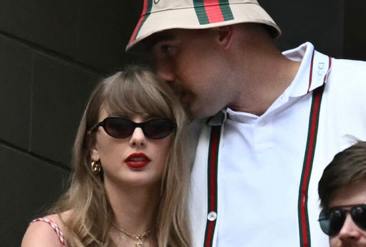 Taylor Swift y Travis Kelce. (Foto: AFP)