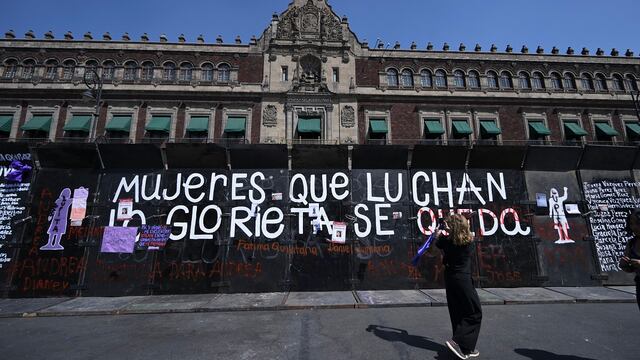 Mexicanas piden acabar con discriminación de minorías en el Día de la Mujer