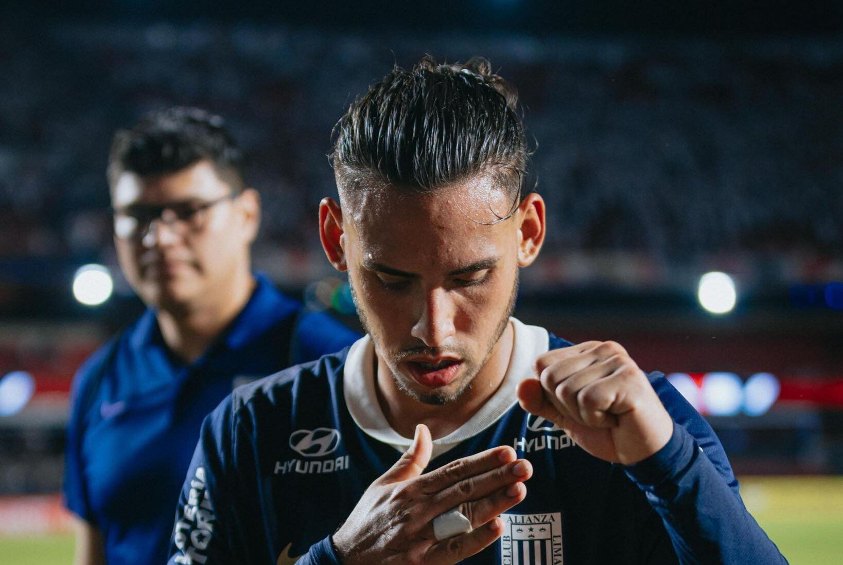 El polifuncional futbolista destacó el desempeño de Alianza Lima en el empate ante Sao Paulo FC por Copa Libertadores.