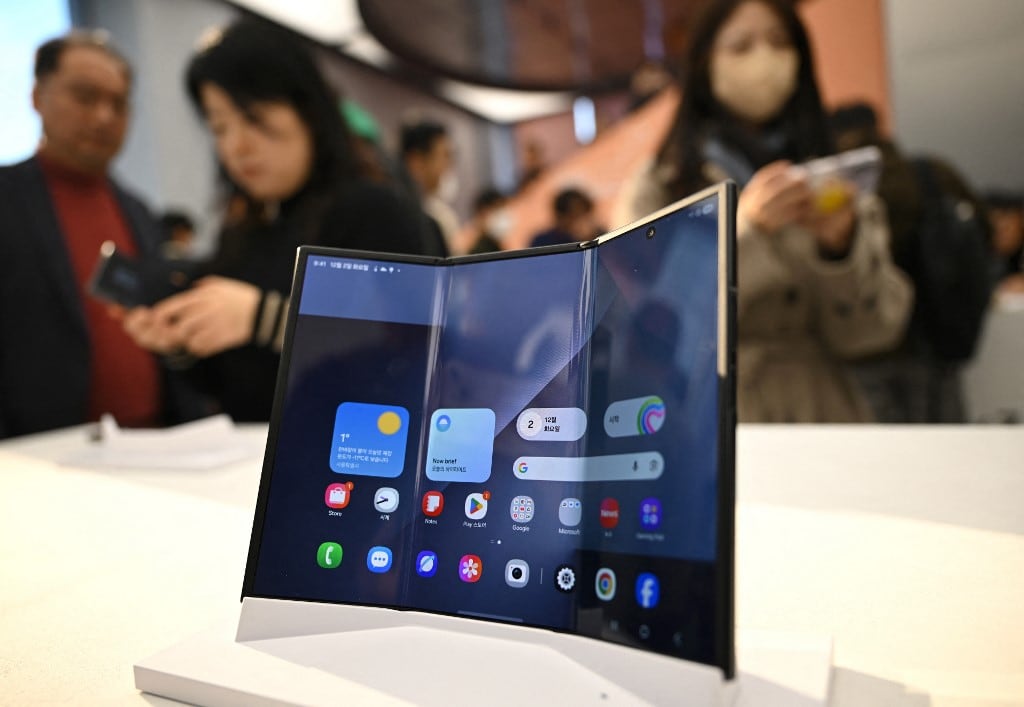 Samsung entra en el plegable triple, que ya el año pasado fue presentado por Huawei. (Foto: AFP)