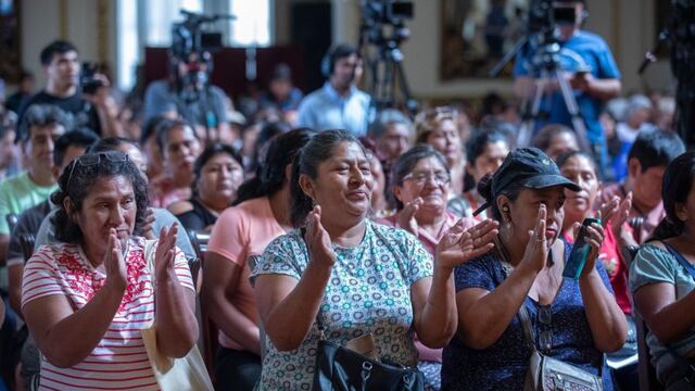 Municipalidad de Lima y Fundación Romero firman convenio para becar a 100 mil emprendedores