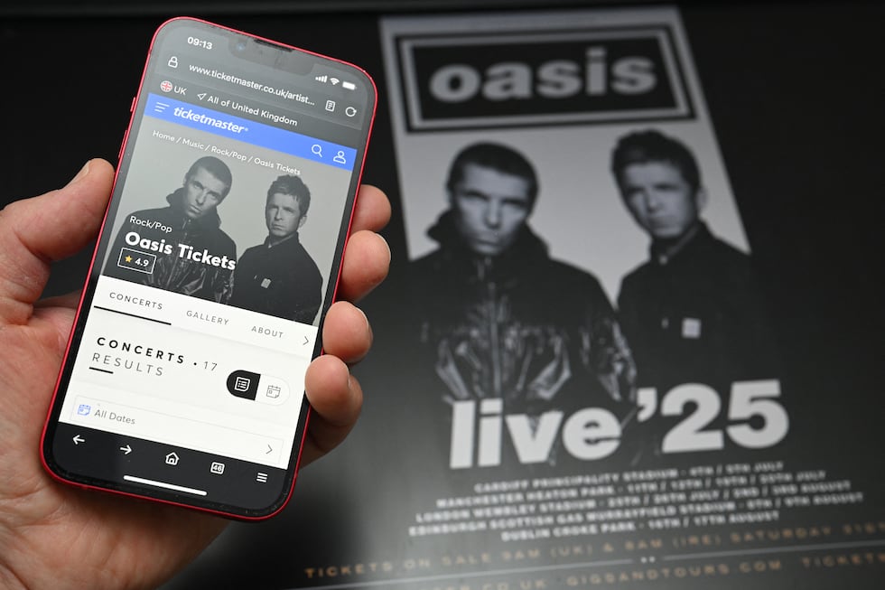 El regreso de Oasis. Así se ve una de las pasarelas de pago para comprar tickets para la reunión de Oasis, que en 2025 volverá a dar conciertos.