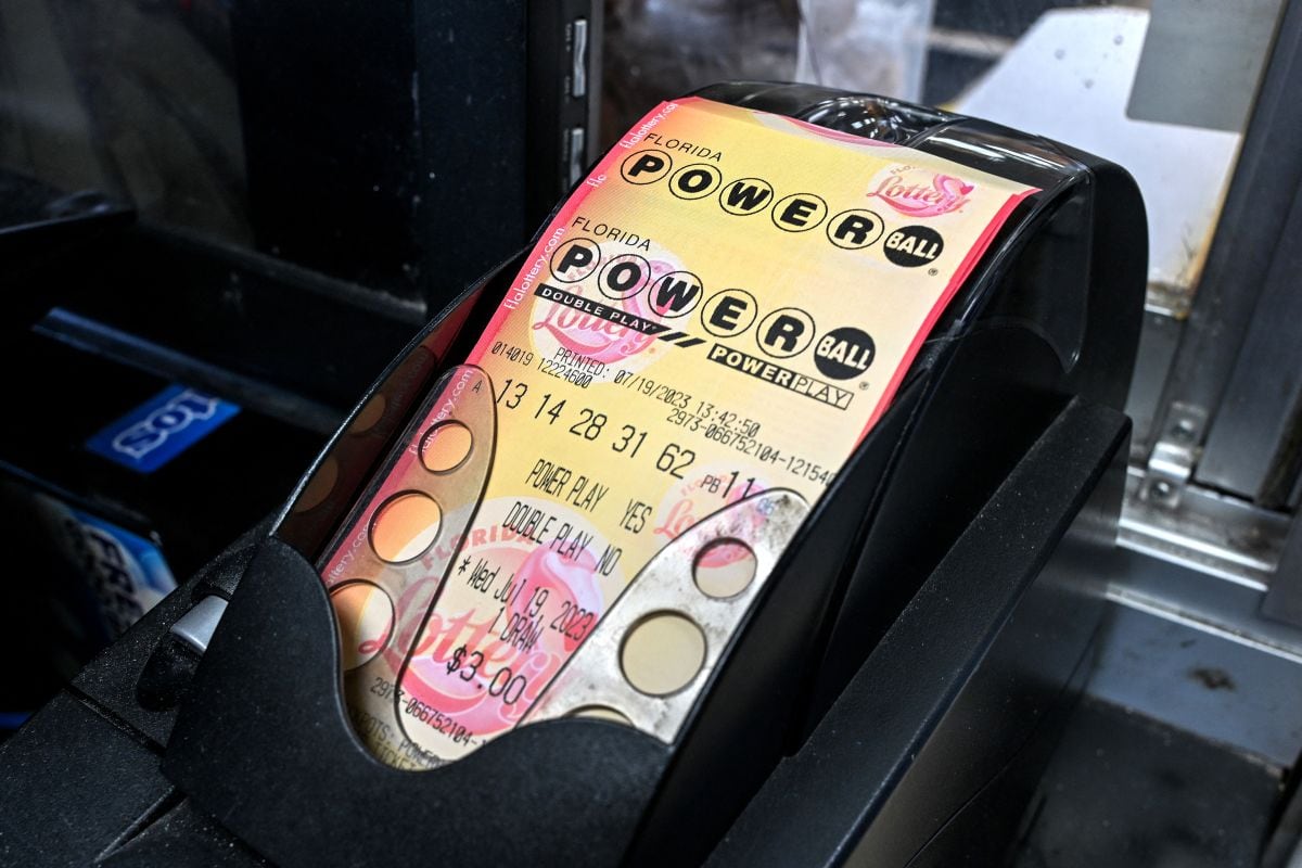 Un boleto de lotería de Powerball. (Foto: AFP)