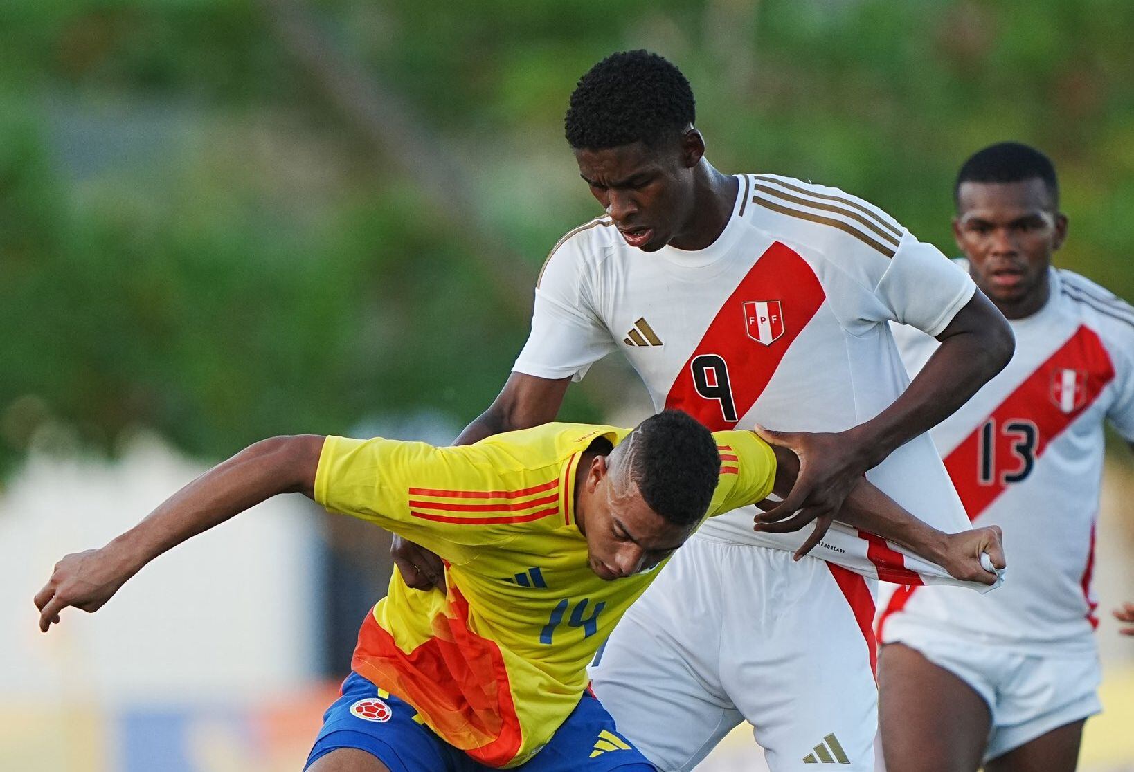 El atacante Víctor Guzmán marcó el único gol de la blanquirroja dirigida por José ‘Chemo’ del Solar.