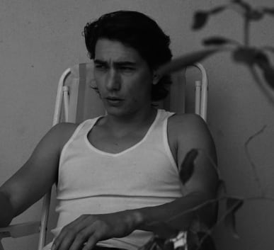 El actor es un claro amante de las sesiones fotográficas (Foto: Enzo Vogrincic / Instagram)