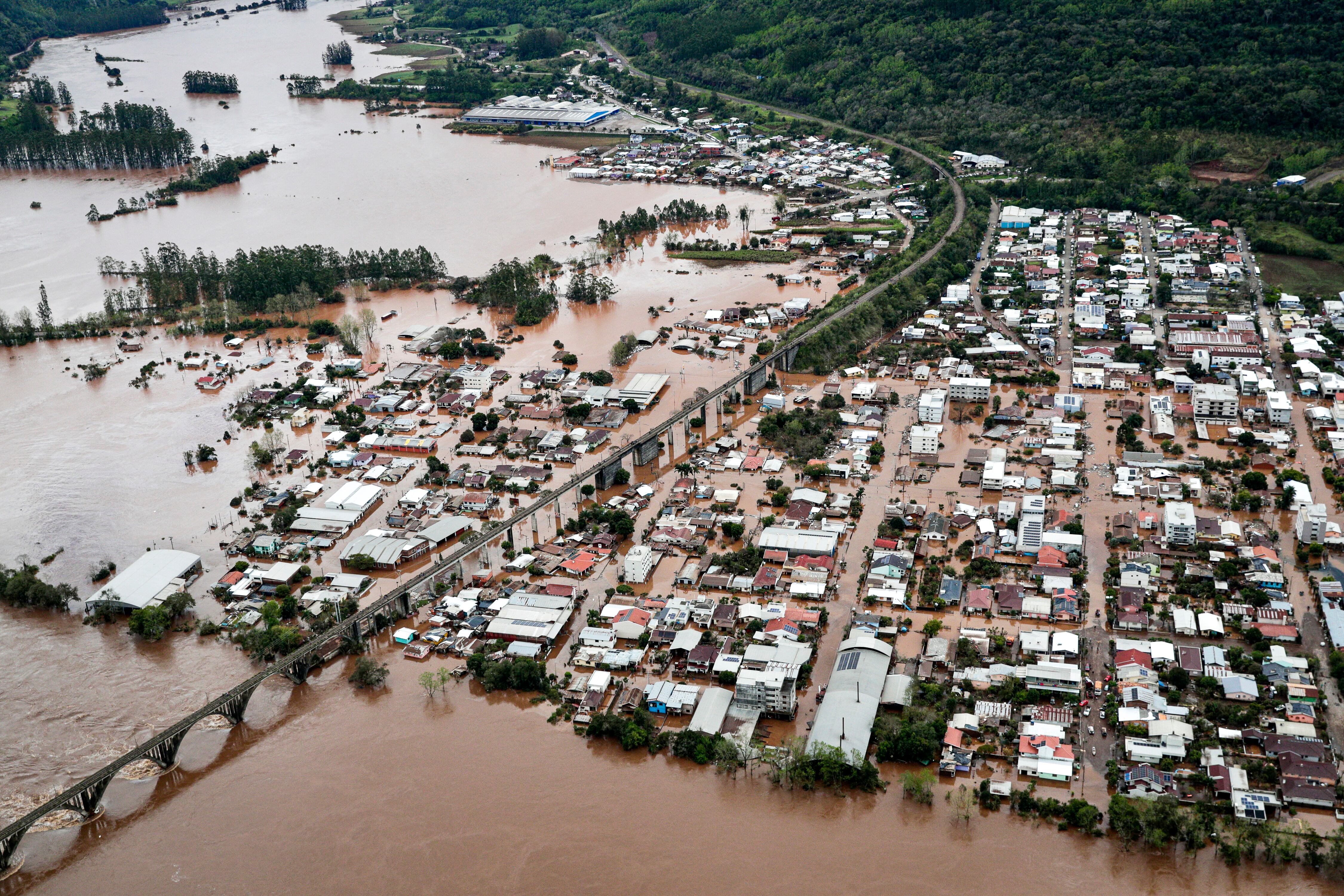 Vista aérea de la zona afectada por un ciclón extratropical el estado de Rio Grande do Sul, Brasil, tomada el 5 de septiembre de 2023. (Foto de Mateus BRUXEL / AGENCIA RBS / AFP).