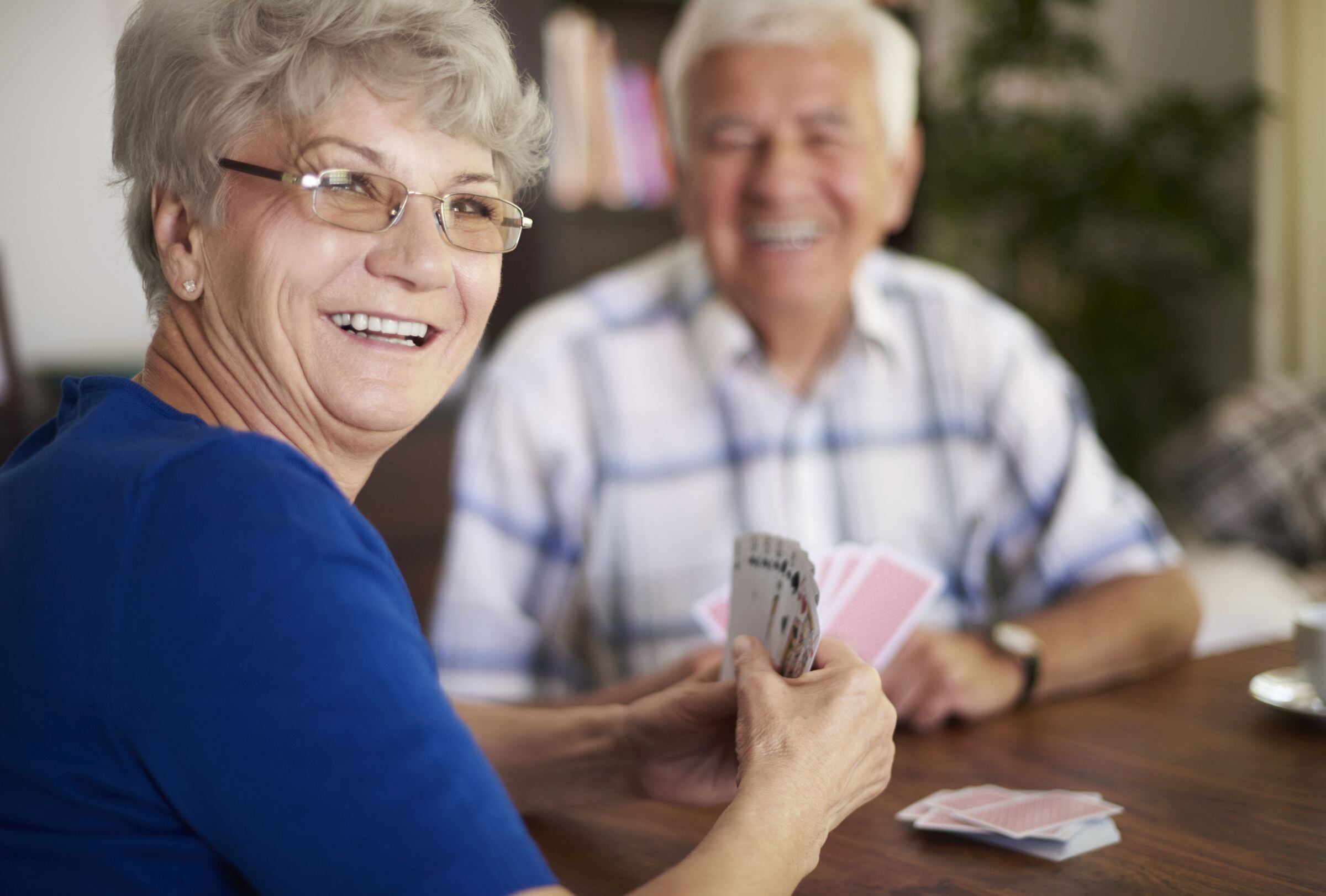 Descubre si eres parte del grupo de beneficiarios que recibirá su pago el 18 junio (Foto: Diseñado por Freepik)