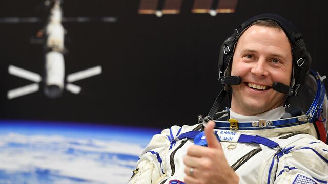 ¿Quién es y por qué un astronauta estadounidense fue condecorado por Putin?