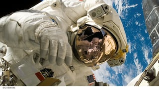 Rusia planea que un turista realice una caminata espacial en 2023 por primera vez en la historia