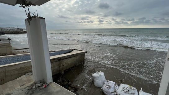 Tumbes: denuncian daños en vivienda por construcción de espigones para proyecto inmobiliario