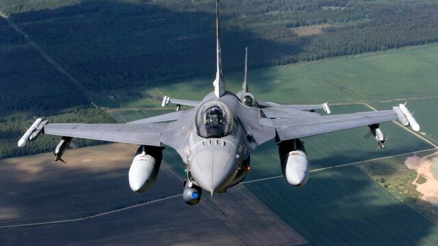 Los cazas F-16, cómo son las naves en las que Ucrania pone sus esperanzas de ganar la guerra