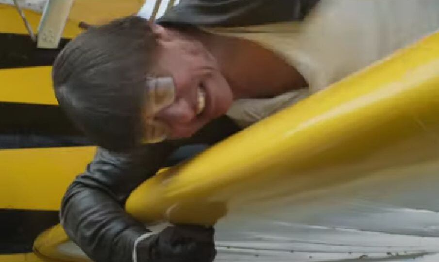 Ethan Hunt se cuelga de un aeroplano y luchar contra la IA en el tráiler de "Misión Imposible: La Sentencia Final". (Foto: Captura de video)