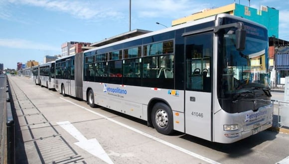 Empresas concesionarias del Metropolitano advierten la suspensión del servicio de transporte. (Foto: Andina)