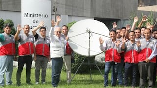 Reparan 790 antenas satelitales para dar internet gratis a escolares de zonas rurales