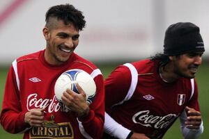 La historia detrás de la amistad de más de 20 años rota entre Paolo y Vargas por una decisión que nos llevó al Mundial