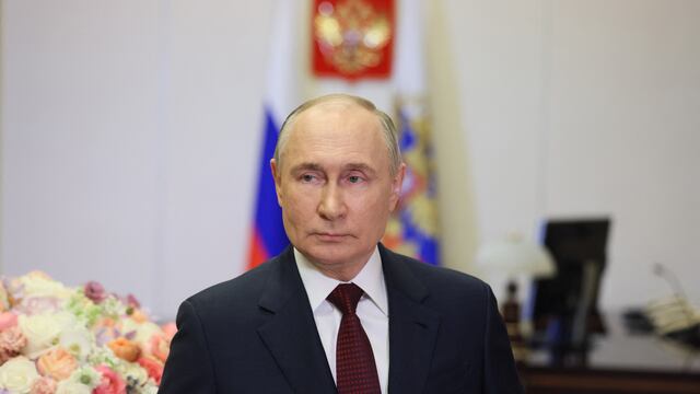 Putin felicita a dirigentes de Crimea por un nuevo aniversario de la “reunificación” con Rusia 